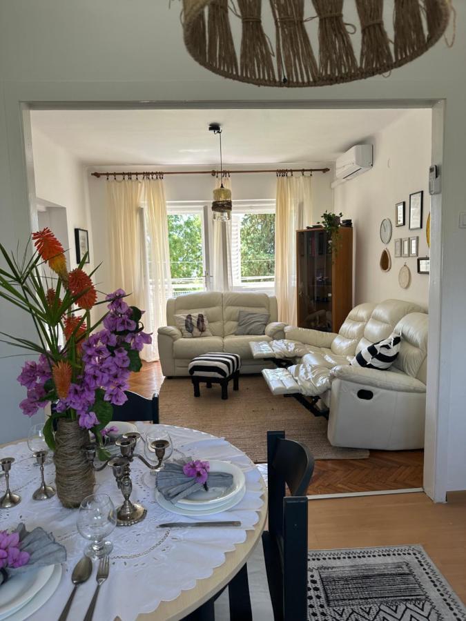 Cosy Family Apartment Marina Kastela Near Airport Eksteriør bilde